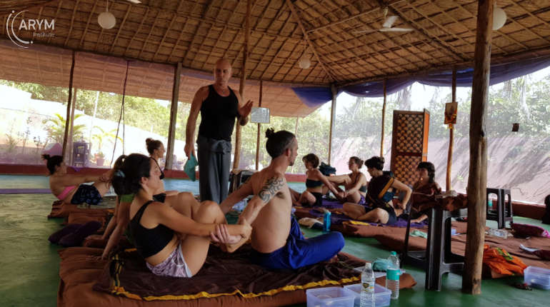 Ayurvedic-Yoga-Massage-Aym-Arm-Training-Courses-In-Goa