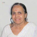 Kusum Modak teacher of Ayurvedic Yoga Massage method